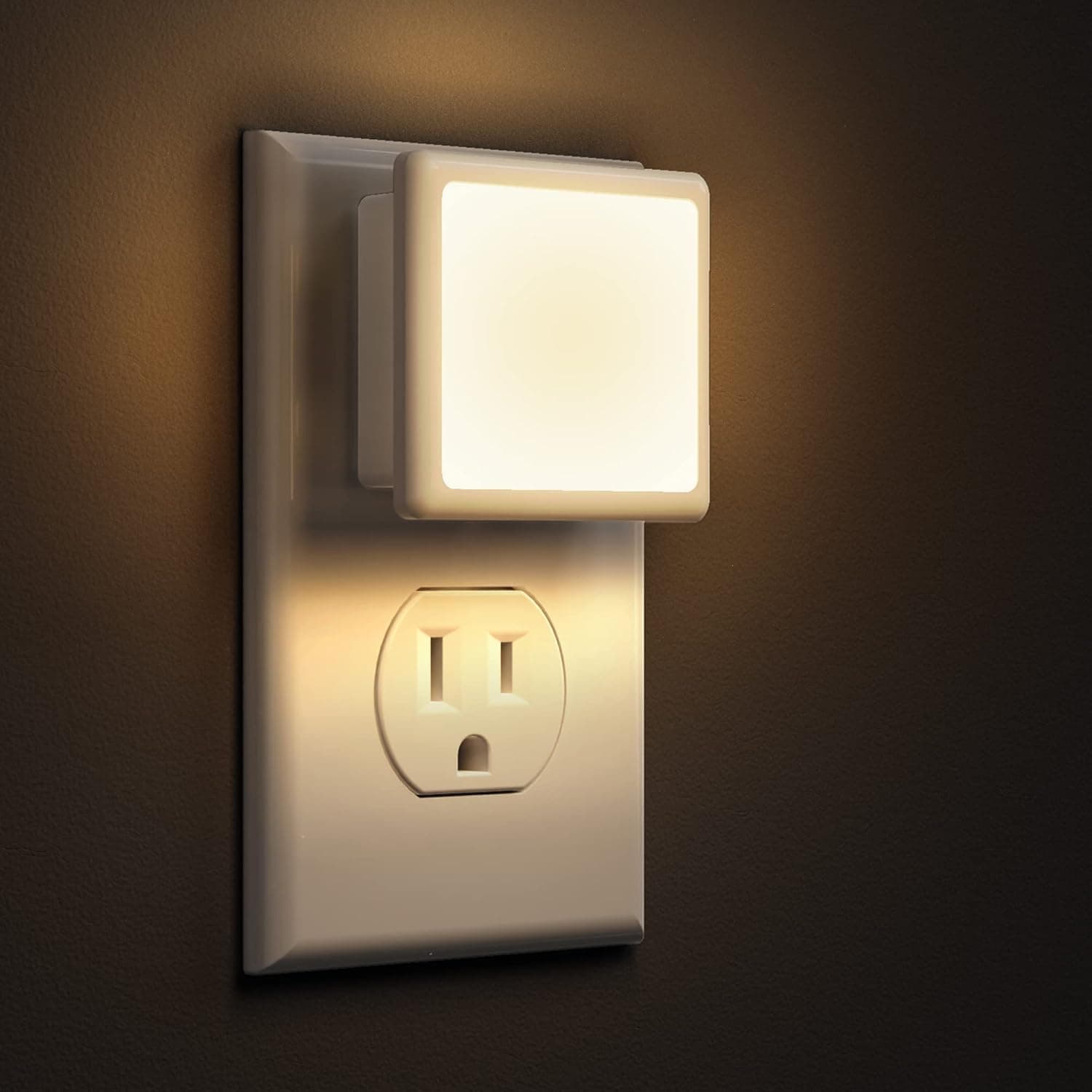 LOHAS Dusk-to-Dawn Night Light (2-Pack)